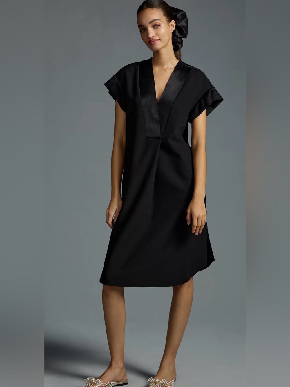 Anthropologie Maeve Deep-V Shift Dress in Classic Black